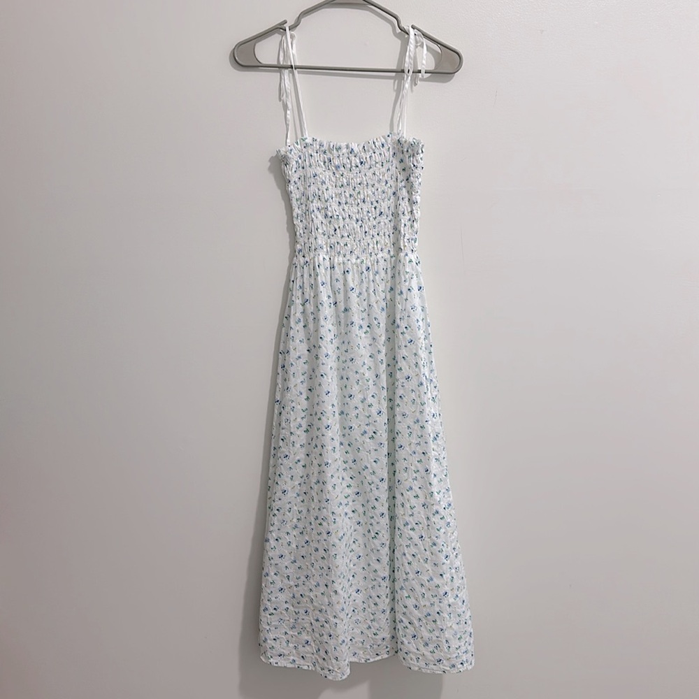 Rails White Midi Dress with Subtle Blue Floral Print - Picture 4 of 6